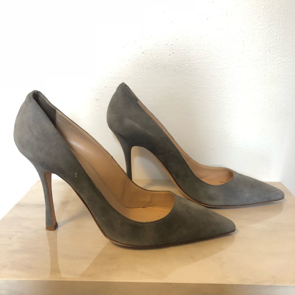 Manolo Blahnik Grey Suede Heels Size 10.5